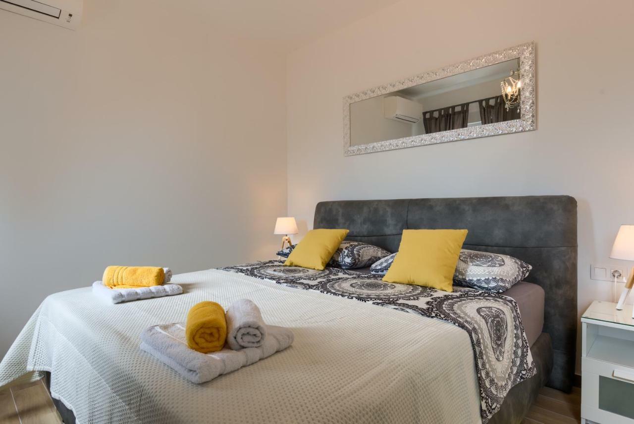 Apartments Dream In Arena 1 Pula Center Free Parking Eksteriør bilde